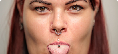 Piercing im Gesicht